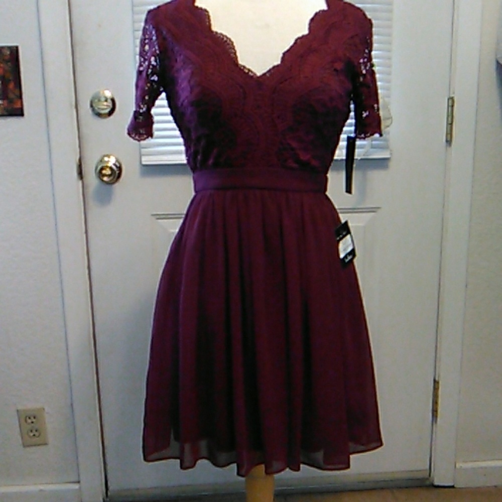 Lulus Burgundy Lace Dress